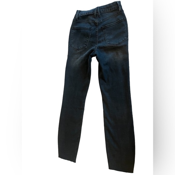 New NWT | GOOD WAIST CROP RAW HEM WITH POWER STRETCH | Ankle Cropped Denim Jeans - Picture 6 of 11